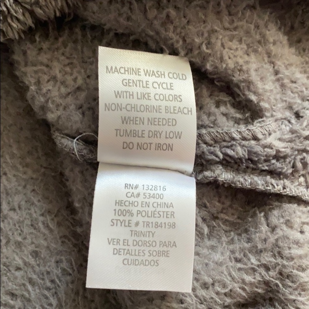 Gray Fuzzy Sherpa Quarter Zip - Picture 4 of 6
